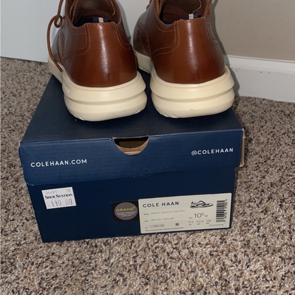 Cole Haan - Picture 3 of 3